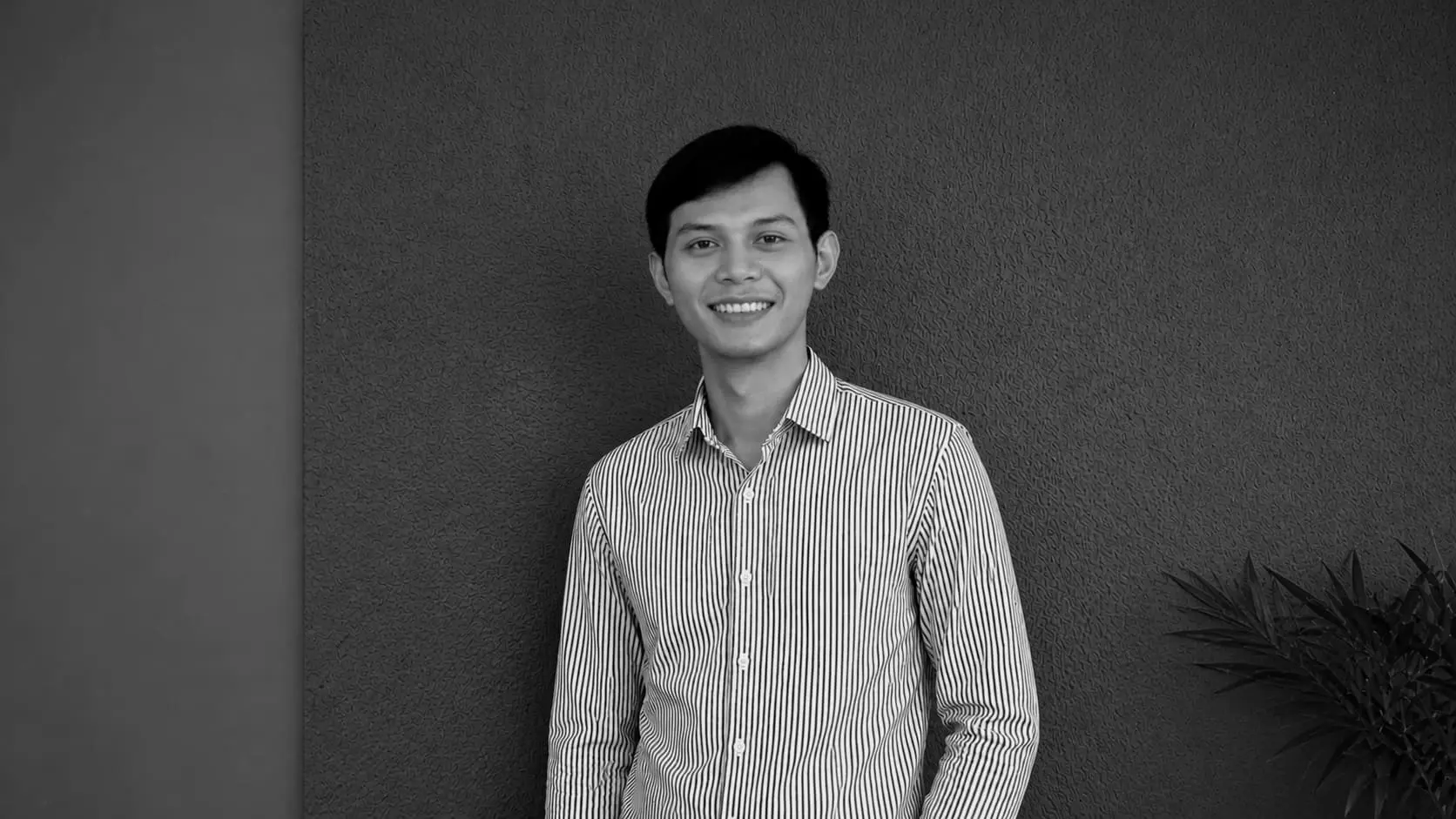 Danu Pratama, Web Developer — Hero Background Photo